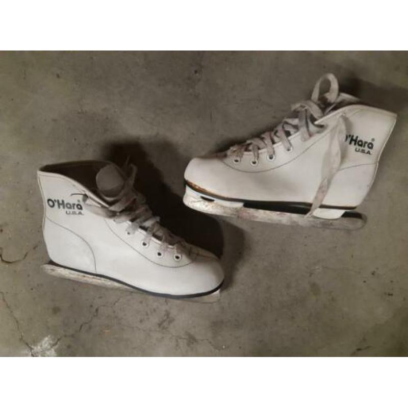 schaatsen maat 33 - 37 - 38 - 41 / 42 - 41 - 27 noren