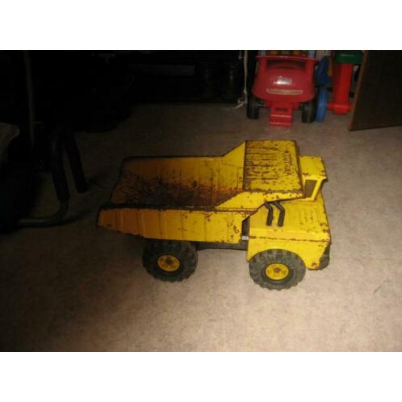 Grote tonka kiepwagen en Buldozer