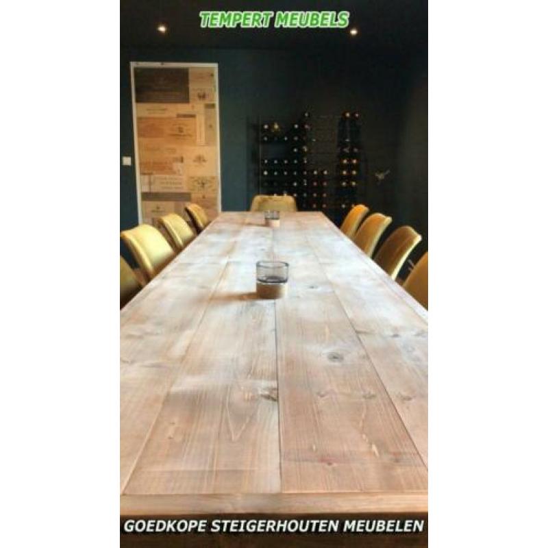 Steigerhouten tafel / Steigerhouten eettafel.