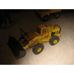 Grote tonka kiepwagen en Buldozer