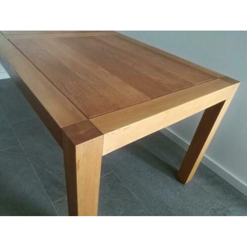 eikenhouten eettafel