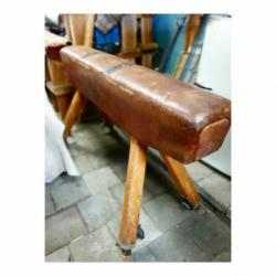 Vintage hoog turnpaard bruin leer - gymtoestel.
