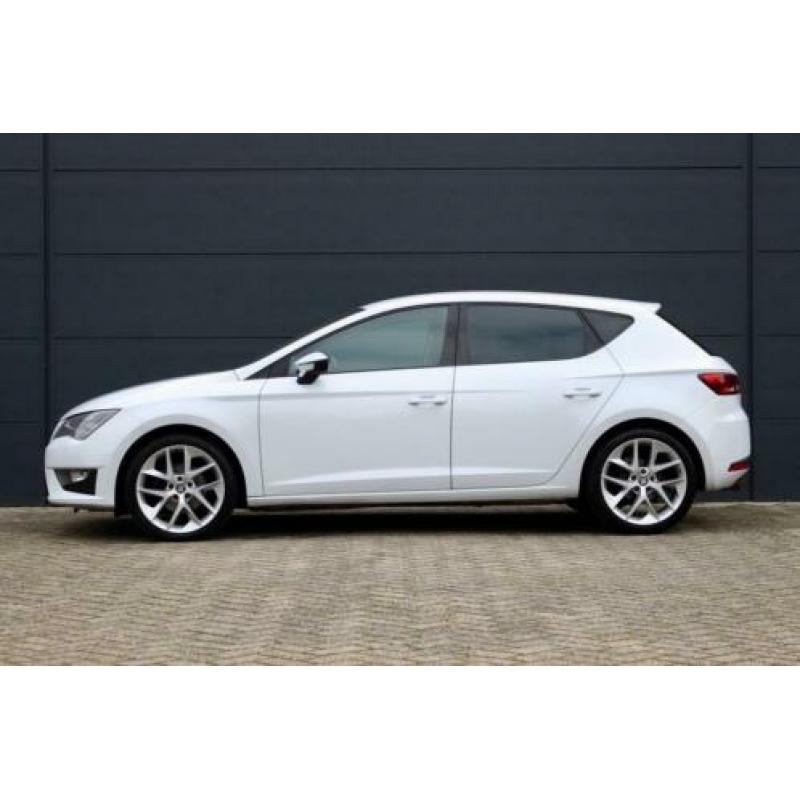 SEAT Leon 1.4 TSI FR (NAVIGATIE, CLIMA, STOELVERWARMING, XEN