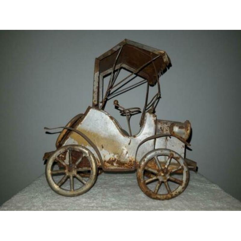 Metalen Oldtimer.