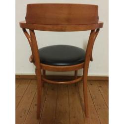 4 Thonet stoelen