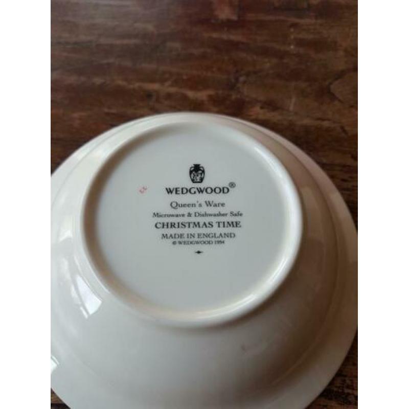 Wedgwood Queen's Ware schaaltje Christmas Time