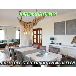 Steigerhouten tafel / Steigerhouten eettafel.