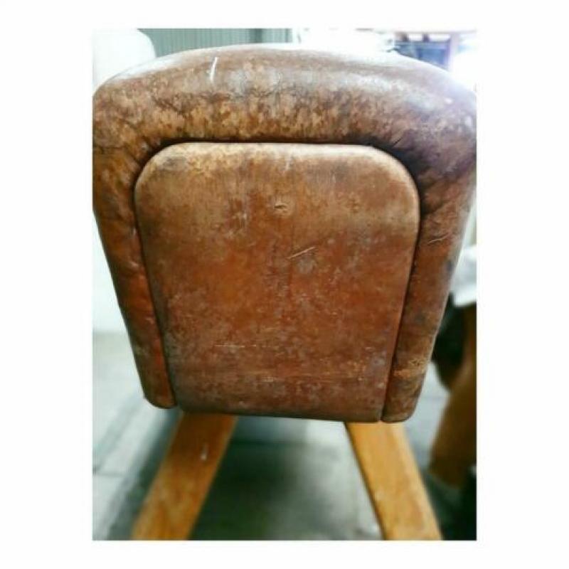 Vintage hoog turnpaard bruin leer - gymtoestel.