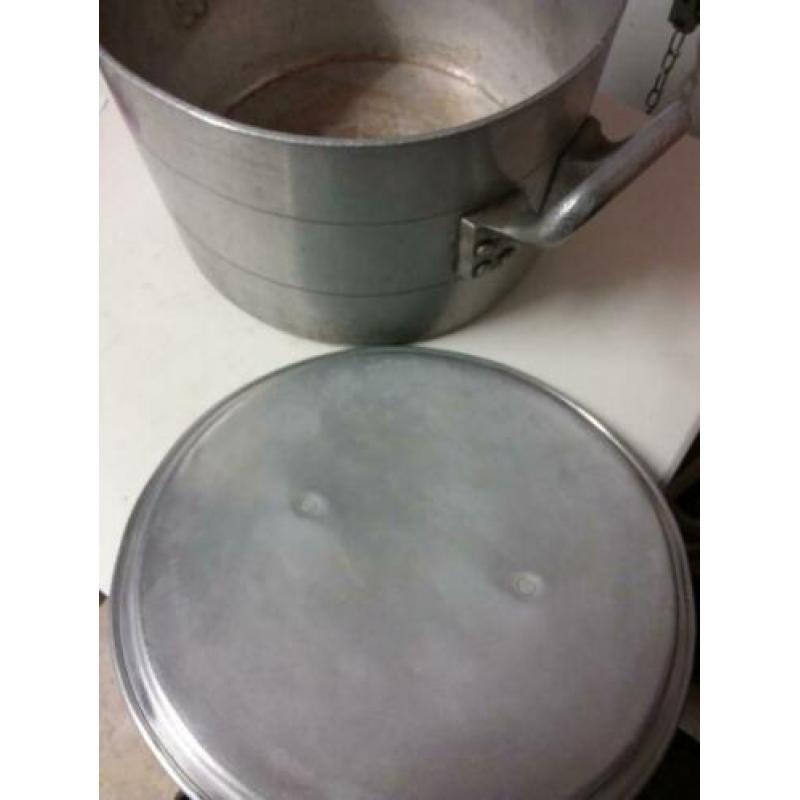 Grote stevige brocante BK / Berk Kampen aluminium pan