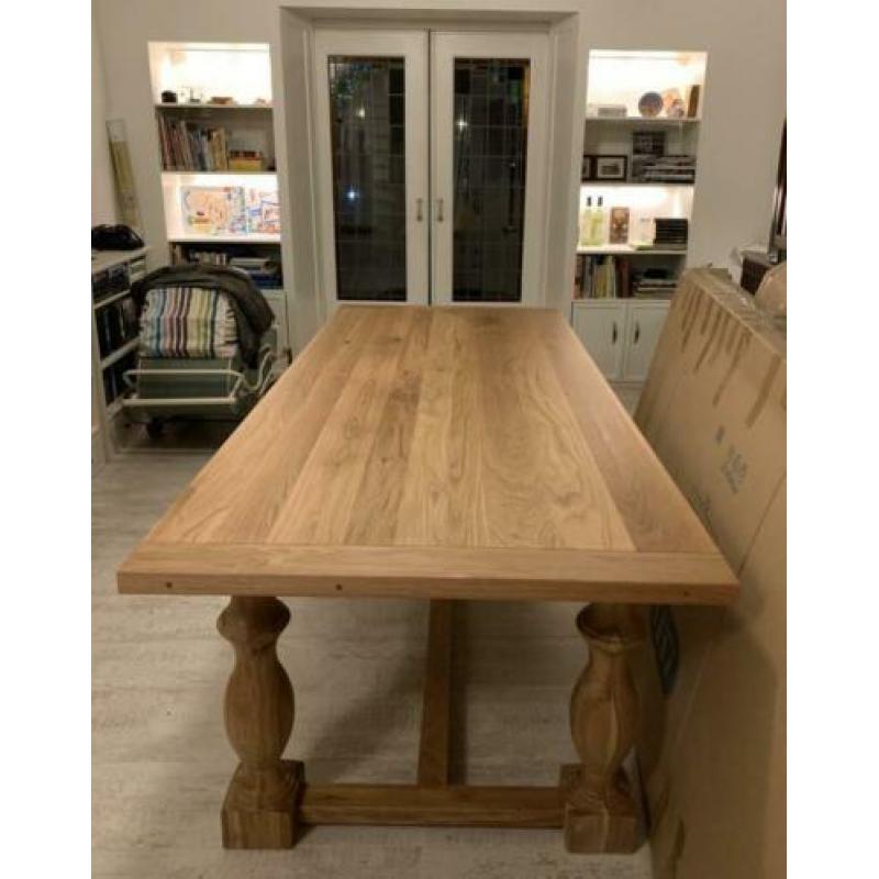 Massief eiken kloostertafel