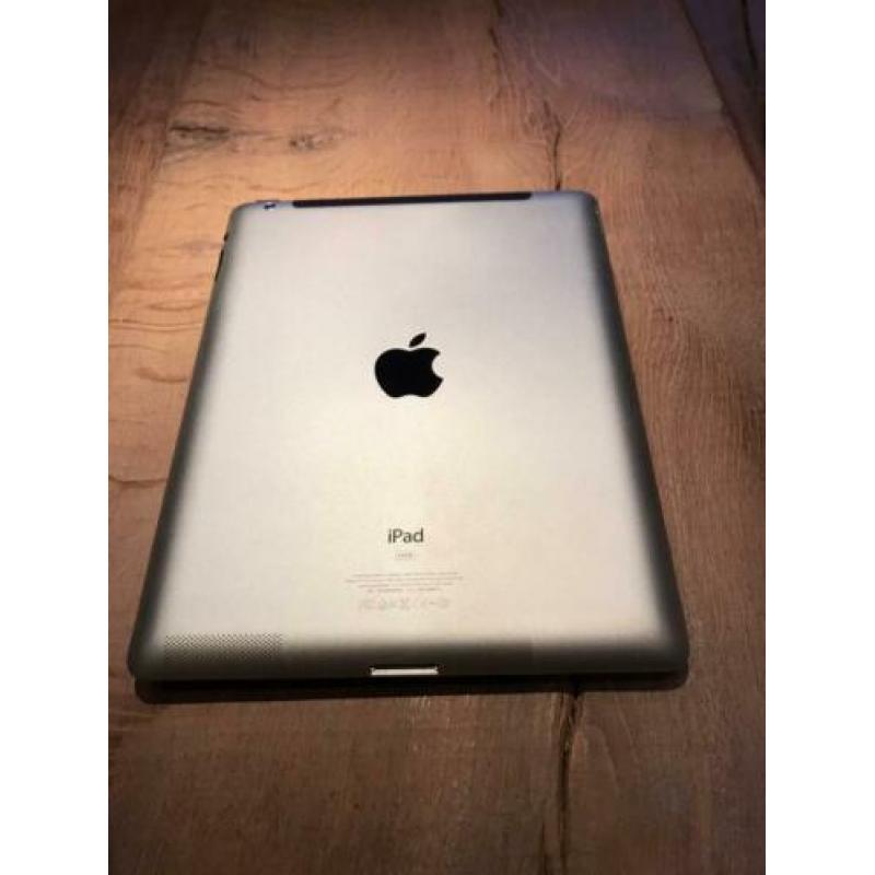 Apple Ipad 3 64GB cellular LTE Retina scherm en veel extra’s