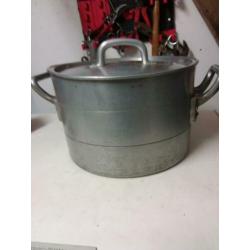 Grote stevige brocante BK / Berk Kampen aluminium pan