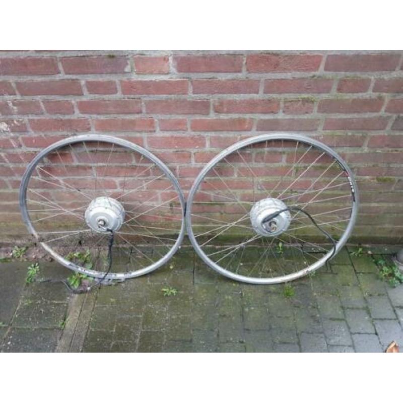 Mooie 2 voorweil electrische fiets met motor