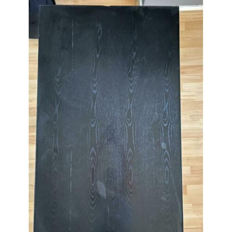 Zwarte salontafel