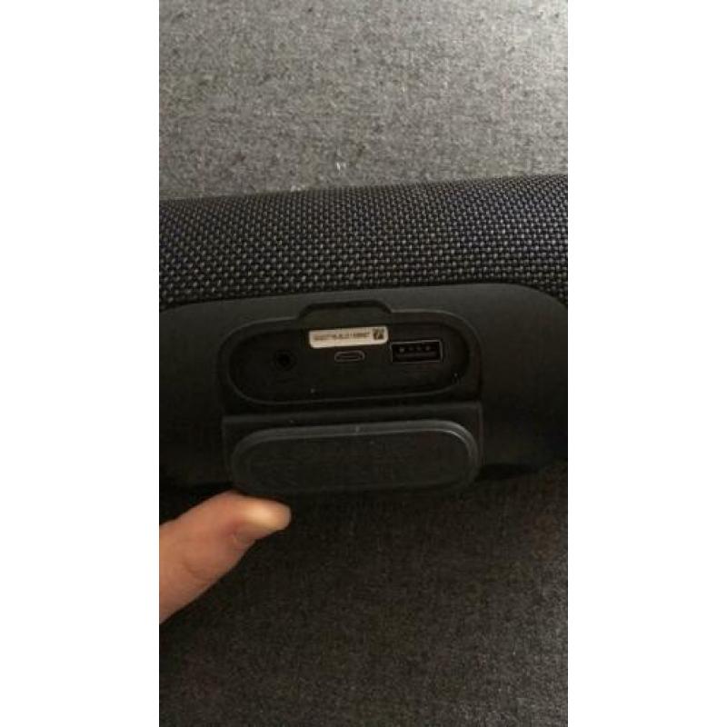 JBL charge 3