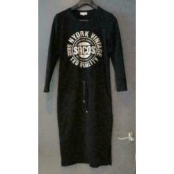 Giorgia zwarte sweat jurk maat S maat M NYORK Vintage print
