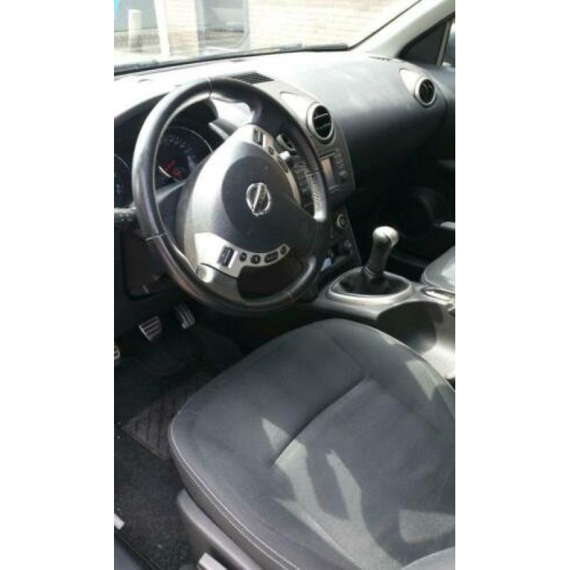 Nissan Qashqai 1.6 2WD 2010 Zwart