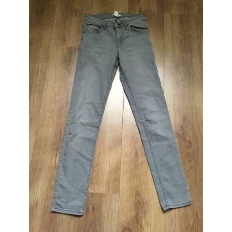 Stoere spijkerbroek van H&M mt 34