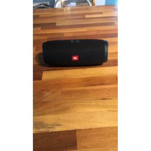 JBL charge 3