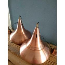 set van 2 metalen koperen / koperkleurige hanglampen