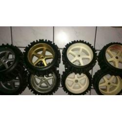 4 setjes van 2 stuks big scale off road wielen