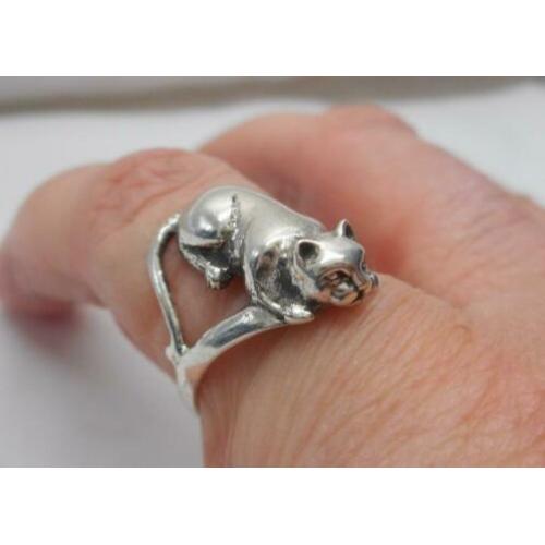 Zilveren aparte ring met poes nr.324