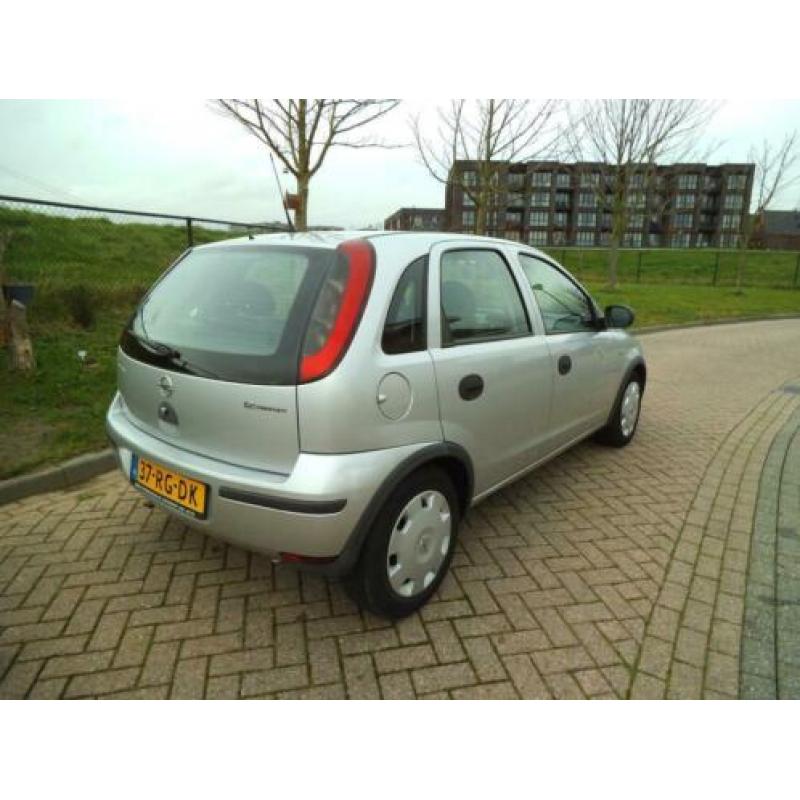 Opel Corsa 1.2-16V Rhythm Bj. 2005 ( APK TOT 16-03-2021 ) 5d