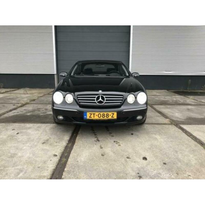 Mercedes CL600 Youngtimer bomvol met opties.