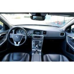 Volvo V60 €16458 ex.BTW 2.4 D6 AWD 210kW/286pk Aut6 PIHV Sum