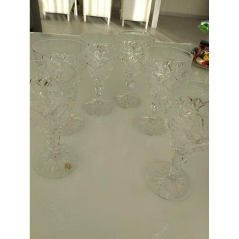 6 glaszen 15 euro