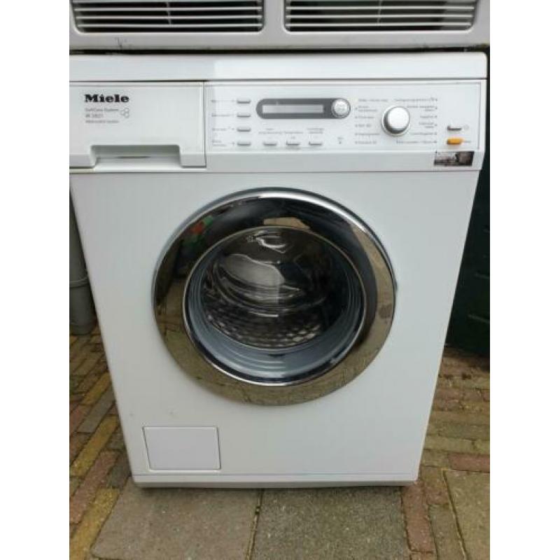 Set Miele Softcare wasmachine en Condensdroger