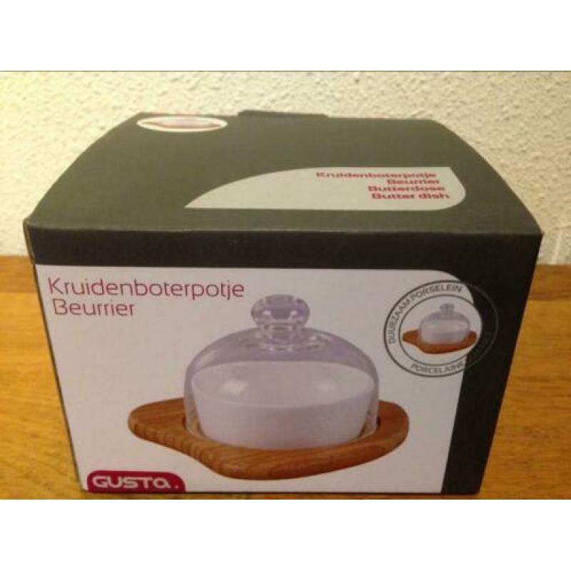 Boterpotje Gusta / 2x theepot / stolp / 4 menu houders / etc