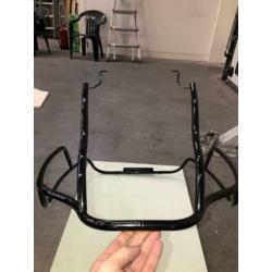 Vespa GTS valbeugels achter lakzwart