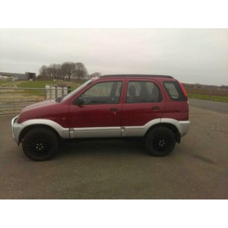 Daihatsu Terios 1.3 DX 2WD AUT 2001 Rood