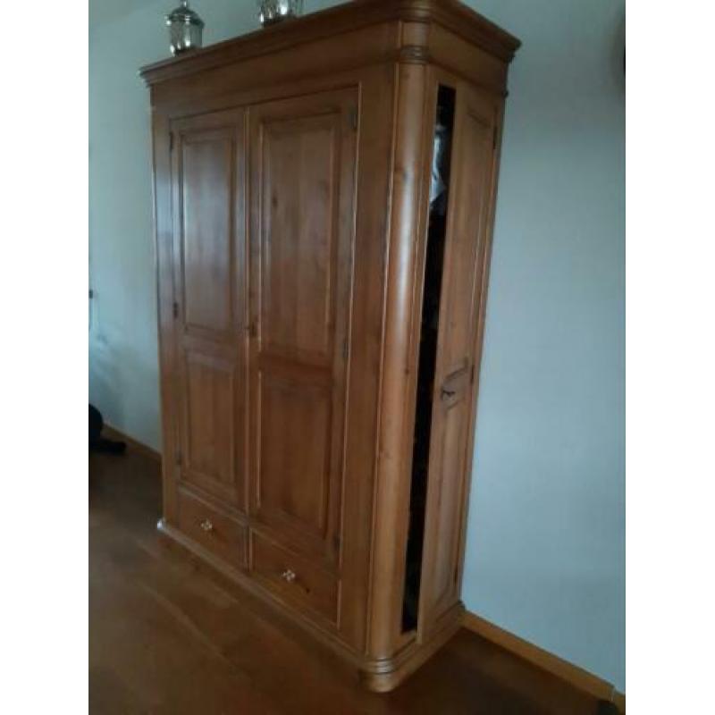 Grote mooie kast
