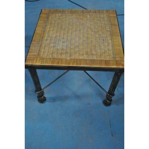Bijzettafel, tafel, riet, metaal