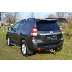 Toyota Land Cruiser 2.8 D-4D Executive EURO 6 Blind Van Grij