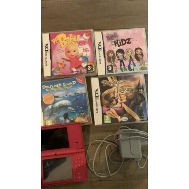 Super leuke Nintendo ds met 4 spelletje