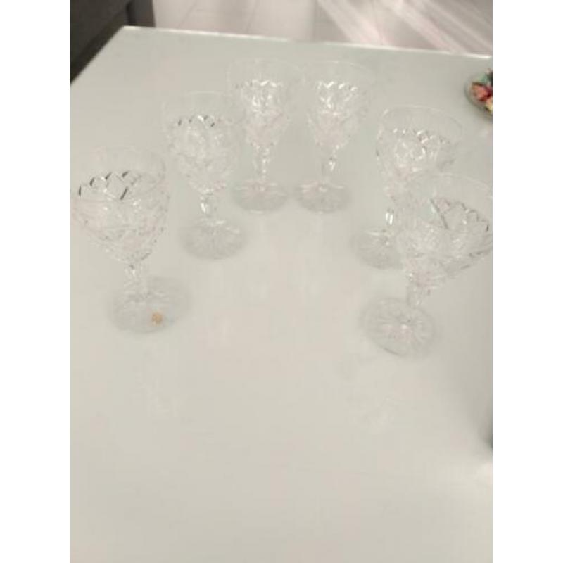 6 glaszen 15 euro
