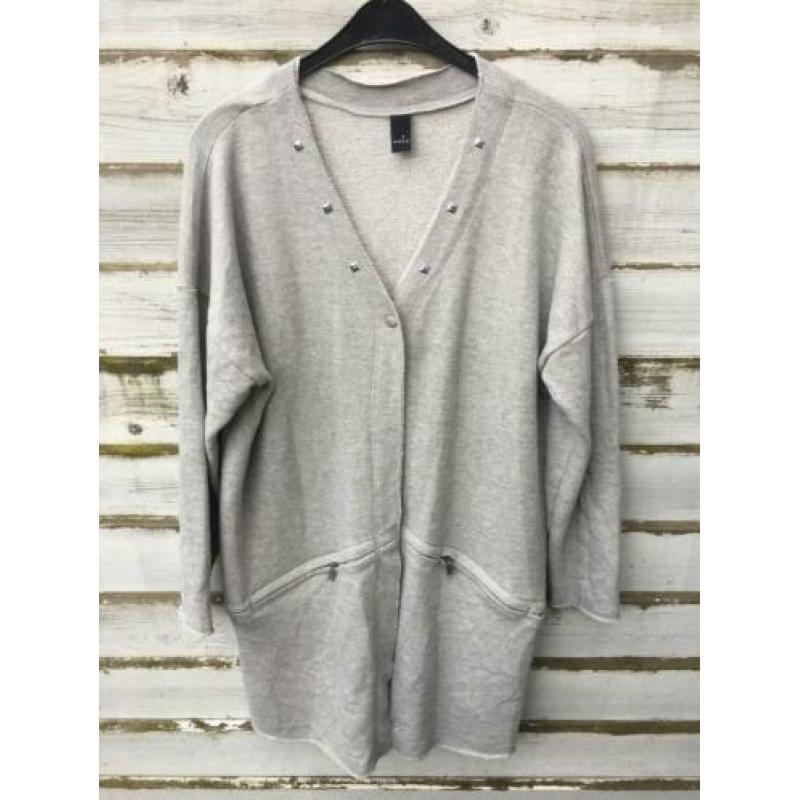 Heel mooi Vest van Adia mt M = 46/48
