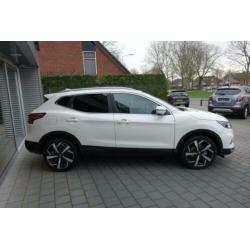 Nissan QASHQAI 1.3 DIG-T 140PK TEKNA 360'CAMERA ' NAVI ' 1/2