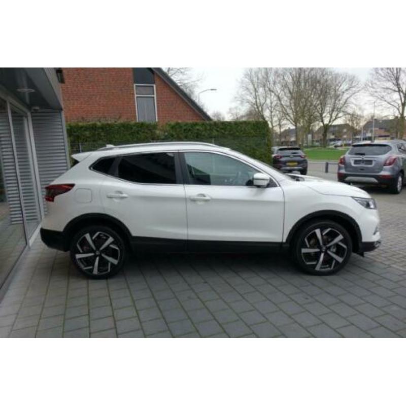 Nissan QASHQAI 1.3 DIG-T 140PK TEKNA 360'CAMERA ' NAVI ' 1/2