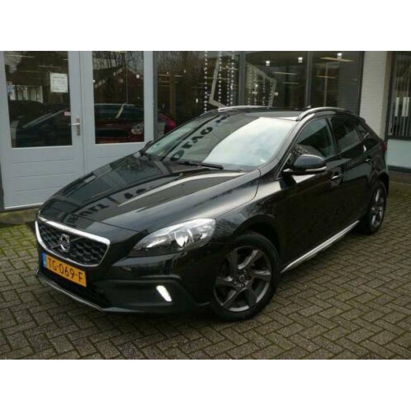 Volvo V40 Cross Country 1.6 D2 Summum (bj 2014)
