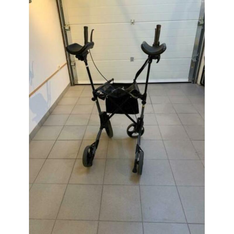 TOPRO Troja Walker medium rollator