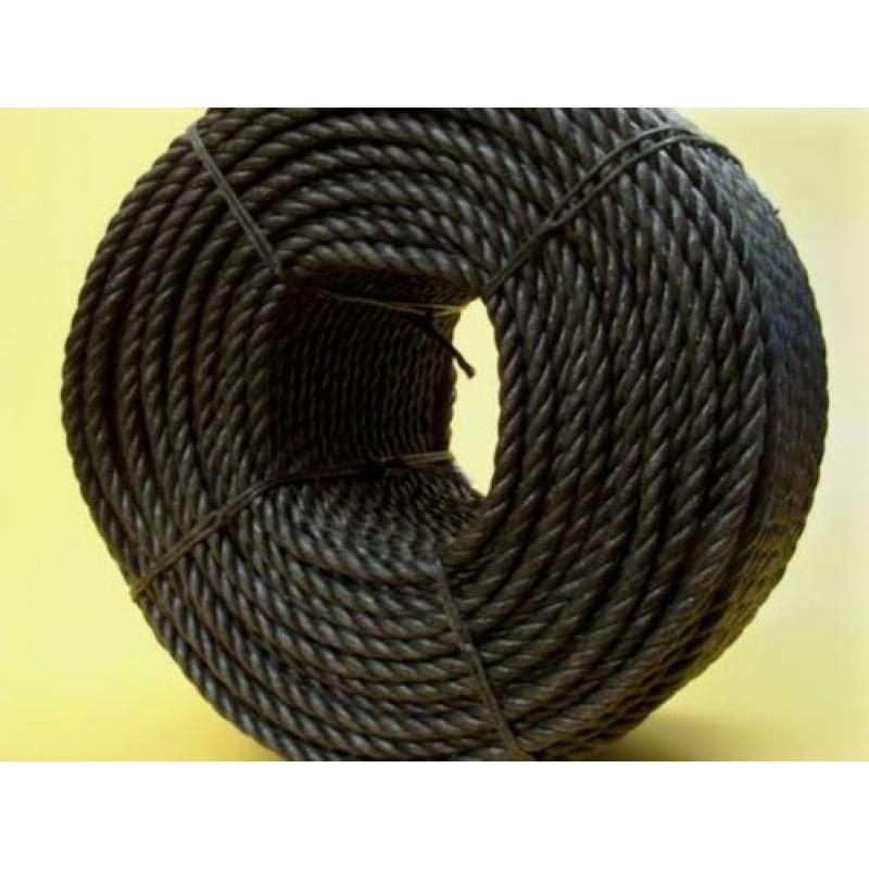 Touw. 12 mm dik. Breuk 2210 kg. Diverse kleuren. € 0,75 mtr.
