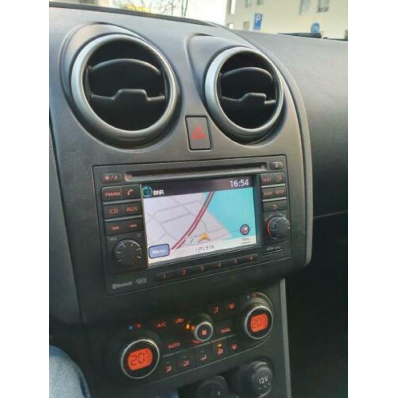 Nissan Qashqai 1.6 2WD 2010 Zwart
