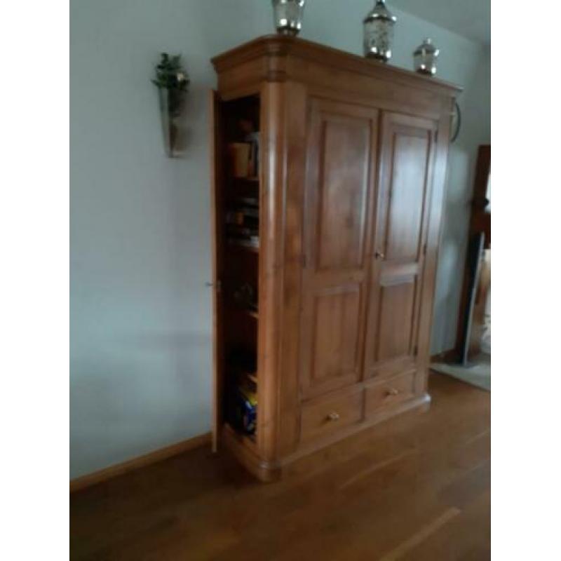 Grote mooie kast