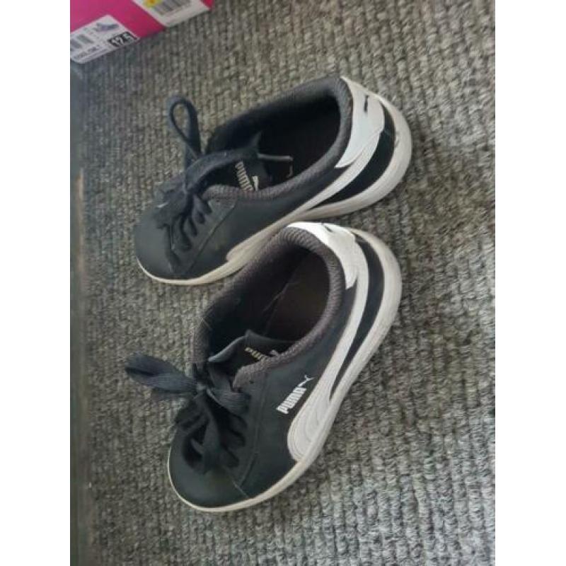 Nette Puma sneakers maat 30