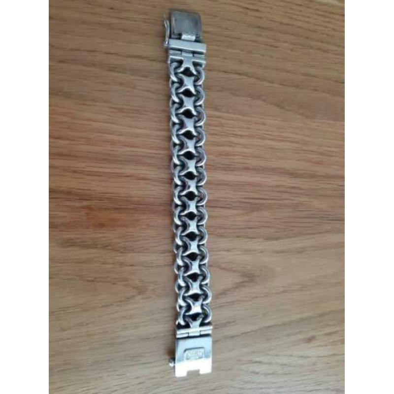 Buddha to Buddha armband