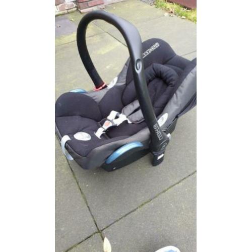Maxi-cosi cabriofix